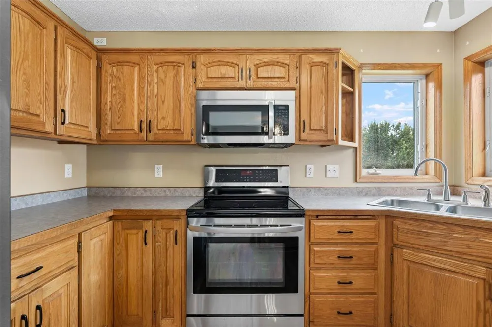 15532 Avocet Street NW Andover, MN 55304