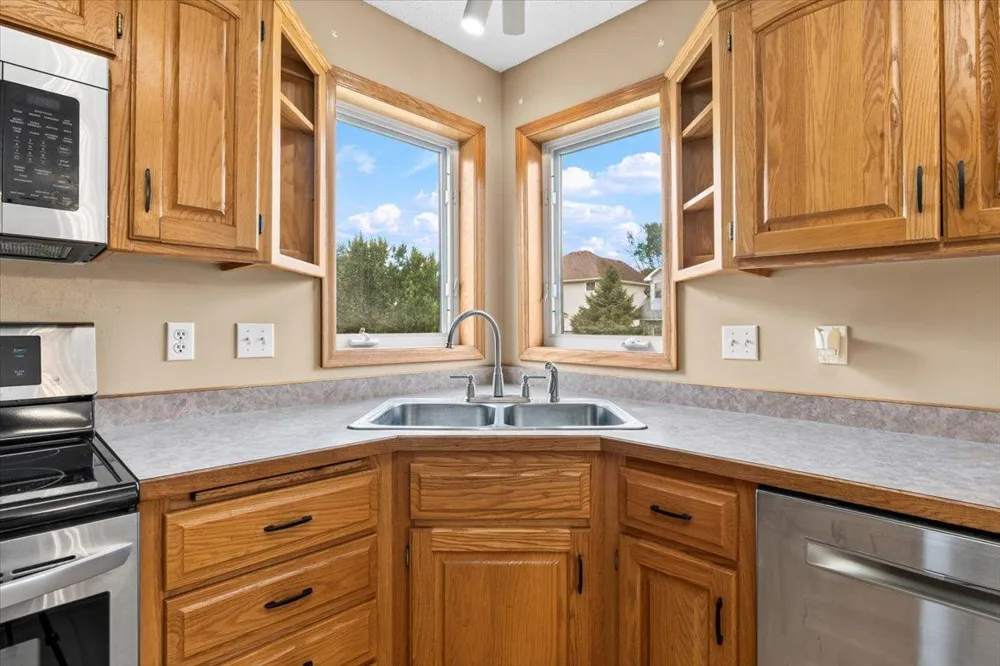 15532 Avocet Street NW Andover, MN 55304