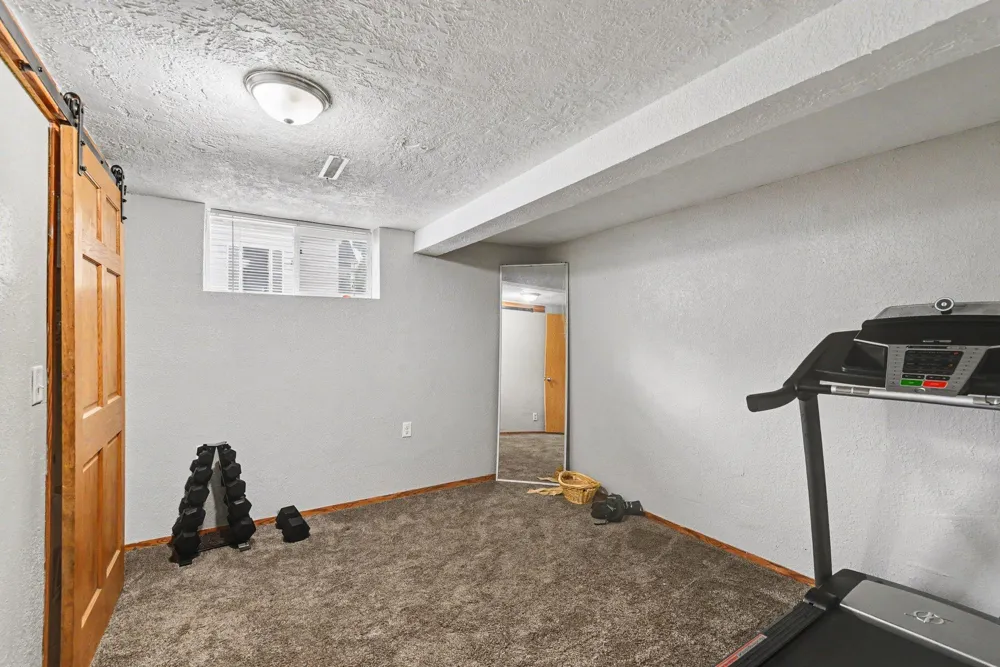 117 S Donaldson Street Luverne, MN 56156