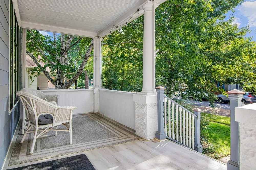 818 Delaware Avenue Saint Paul, MN 55107