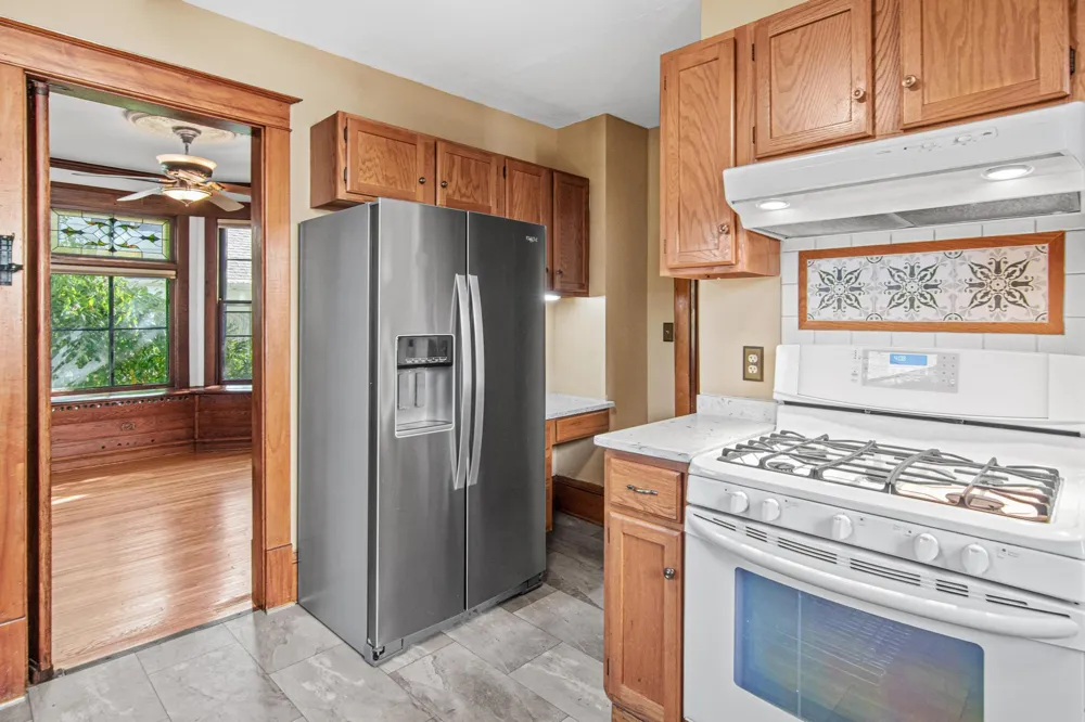 818 Delaware Avenue Saint Paul, MN 55107