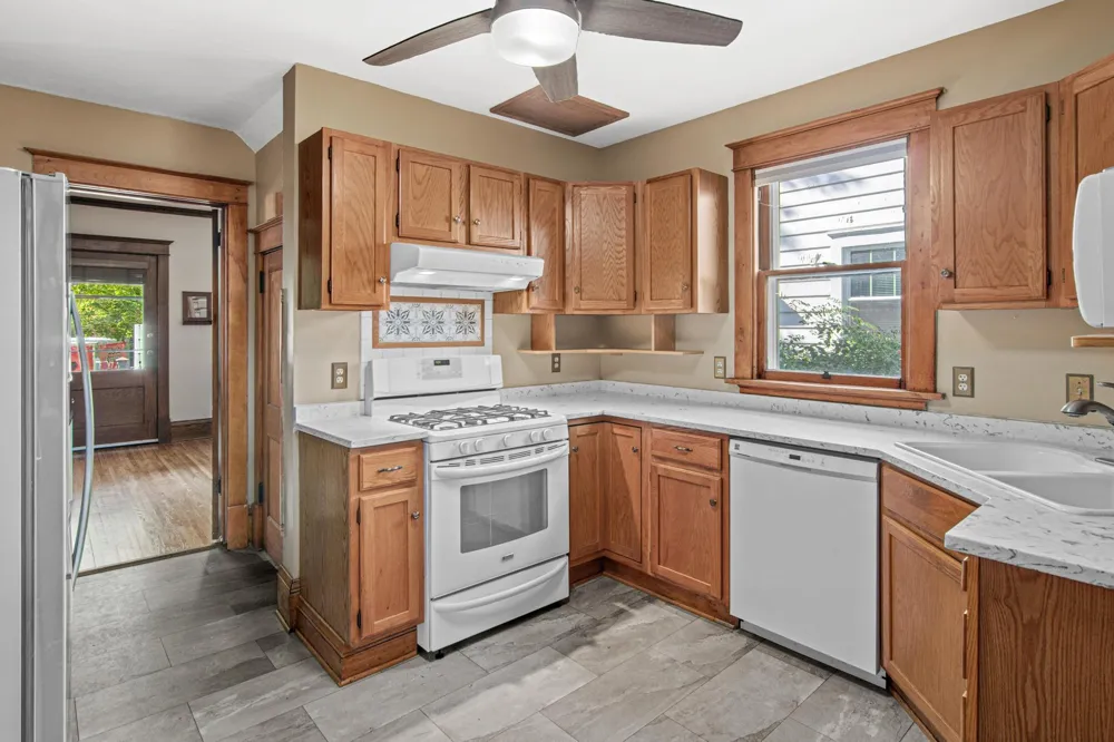818 Delaware Avenue Saint Paul, MN 55107