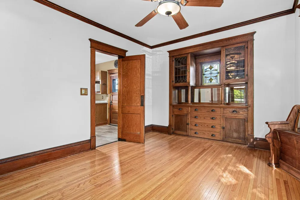 818 Delaware Avenue Saint Paul, MN 55107