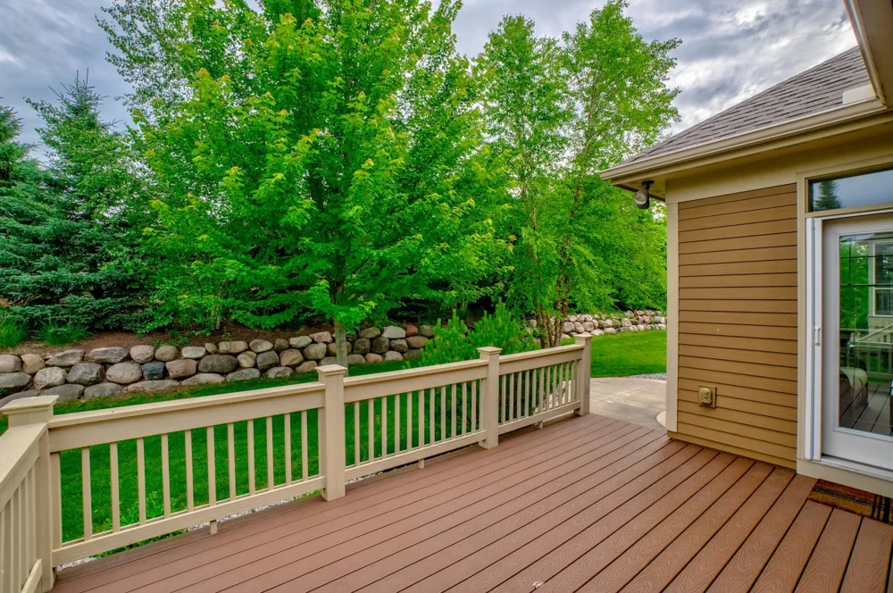 1335 Palisade Path Woodbury, MN 55129