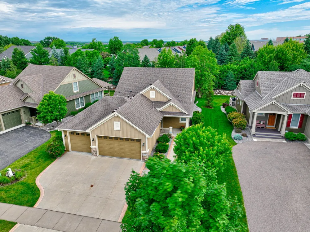 1335 Palisade Path Woodbury, MN 55129