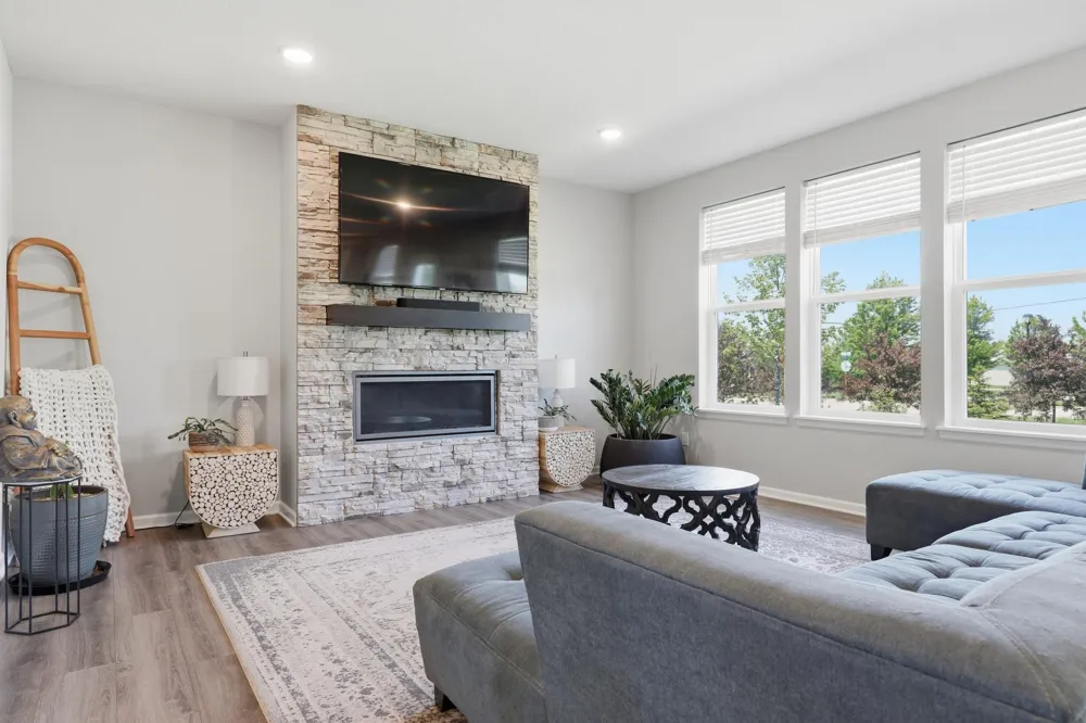4886 Obsidian Way Victoria, MN 55386