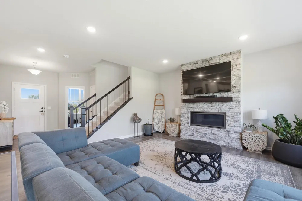 4886 Obsidian Way Victoria, MN 55386