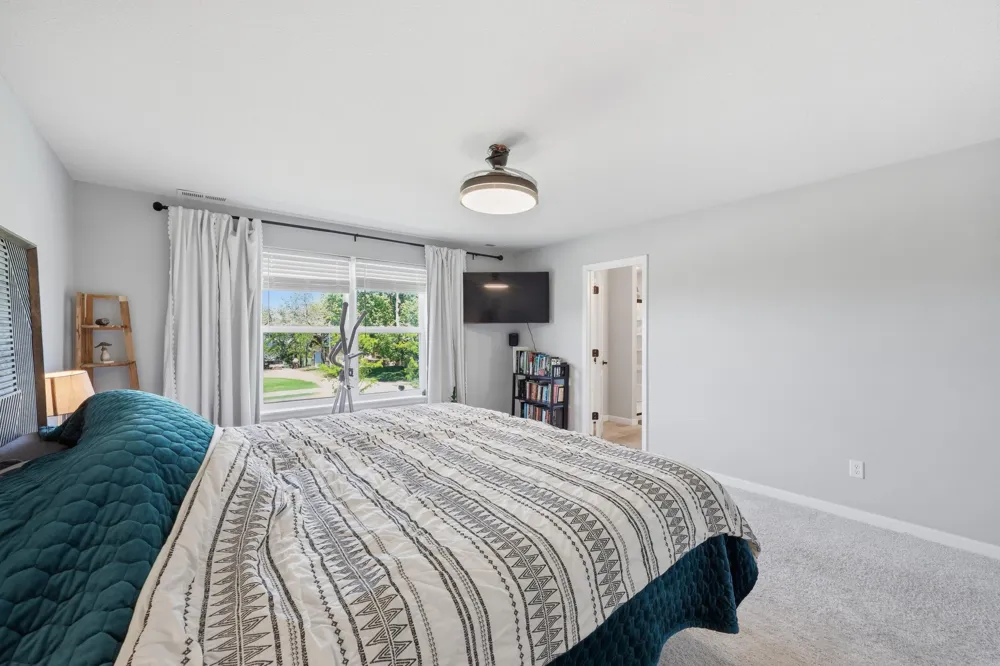 4886 Obsidian Way Victoria, MN 55386