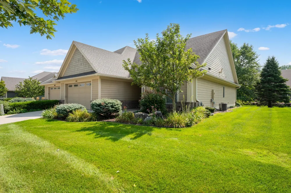 3876 Berkshire Road SW Rochester, MN 55902