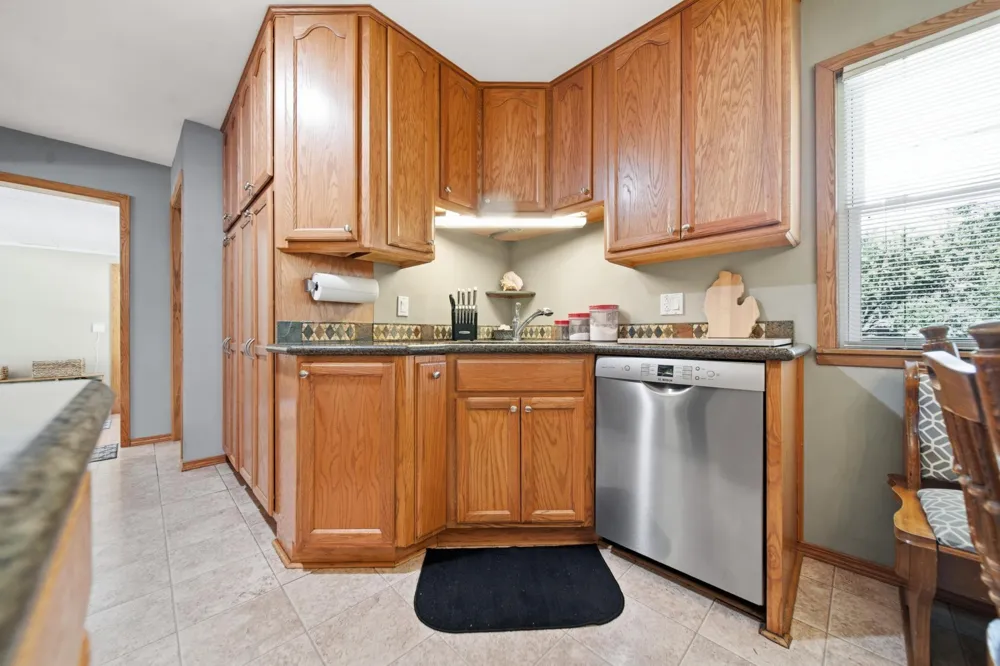 6105 Tracy Avenue Edina, MN 55436