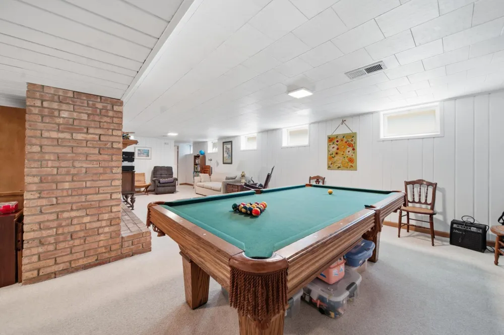 6105 Tracy Avenue Edina, MN 55436