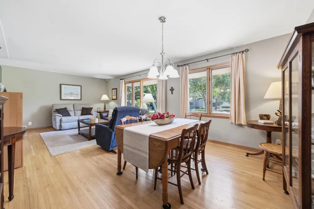 6105 Tracy Avenue Edina, MN 55436