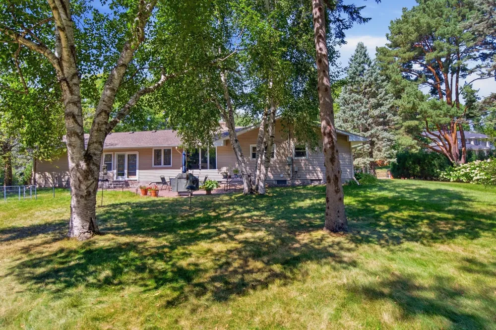 6105 Tracy Avenue Edina, MN 55436