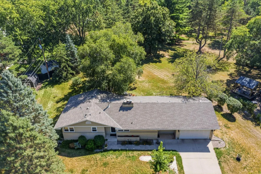 6105 Tracy Avenue Edina, MN 55436