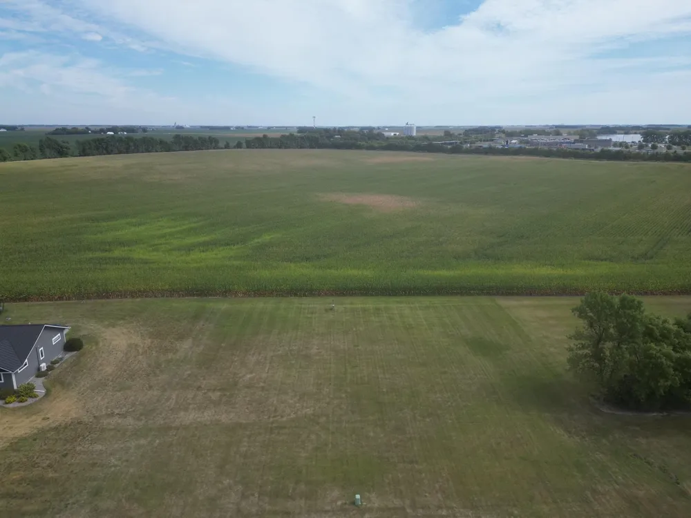 190 and 180 Northwood Drive Cottonwood, MN 56229