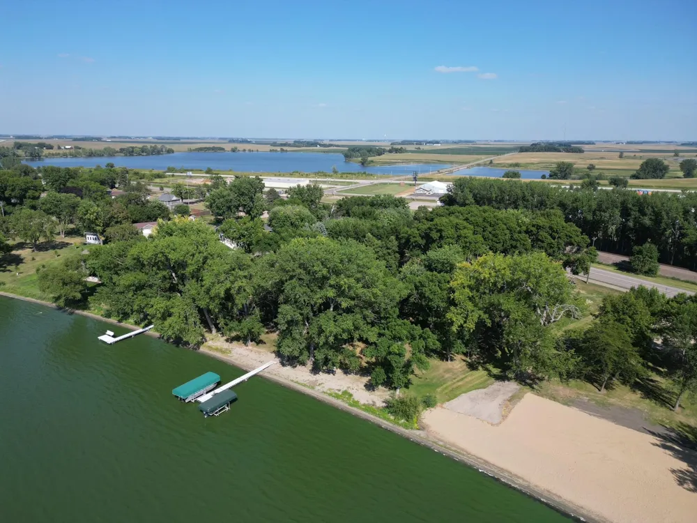 190 and 180 Northwood Drive Cottonwood, MN 56229