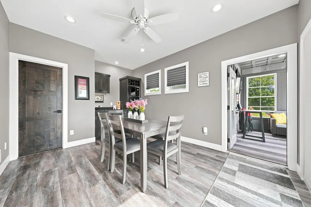19135 Lake Volney Circle Le Center, MN 56057