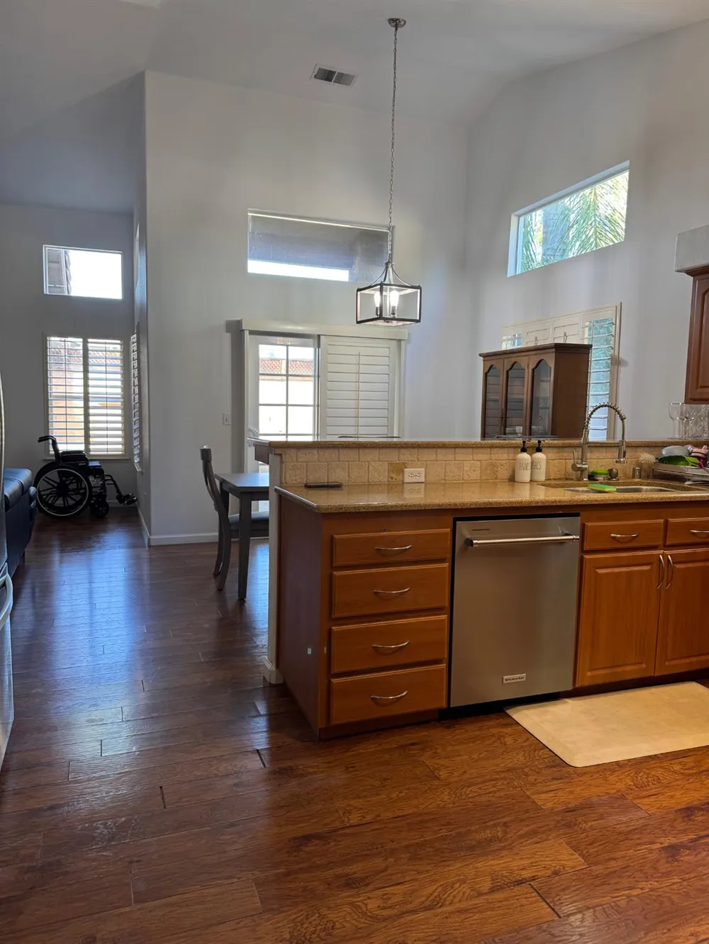 2691 Morris Avenue Clovis, CA 93611
