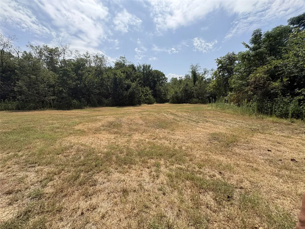 S. Travis Avenue Denison, TX 75021