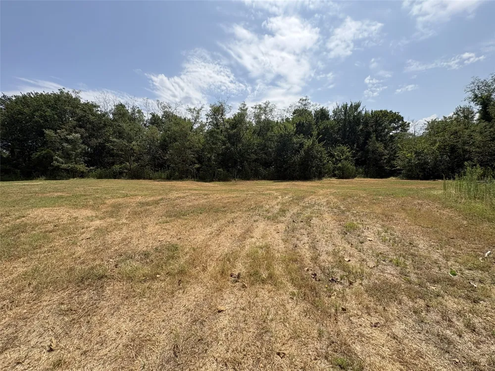 S. Travis Avenue Denison, TX 75021