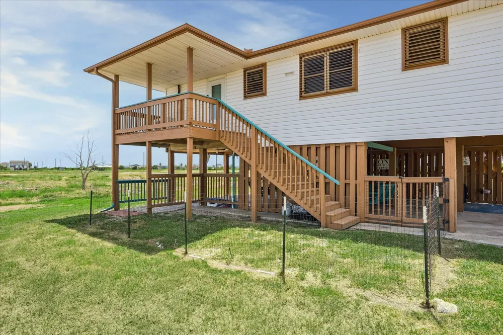 920 4th Street Port Bolivar, TX 77650