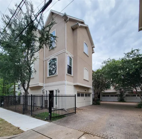 2418 Ralph Street #A
