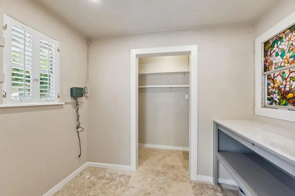 37 Champions Colony E Houston, TX 77069