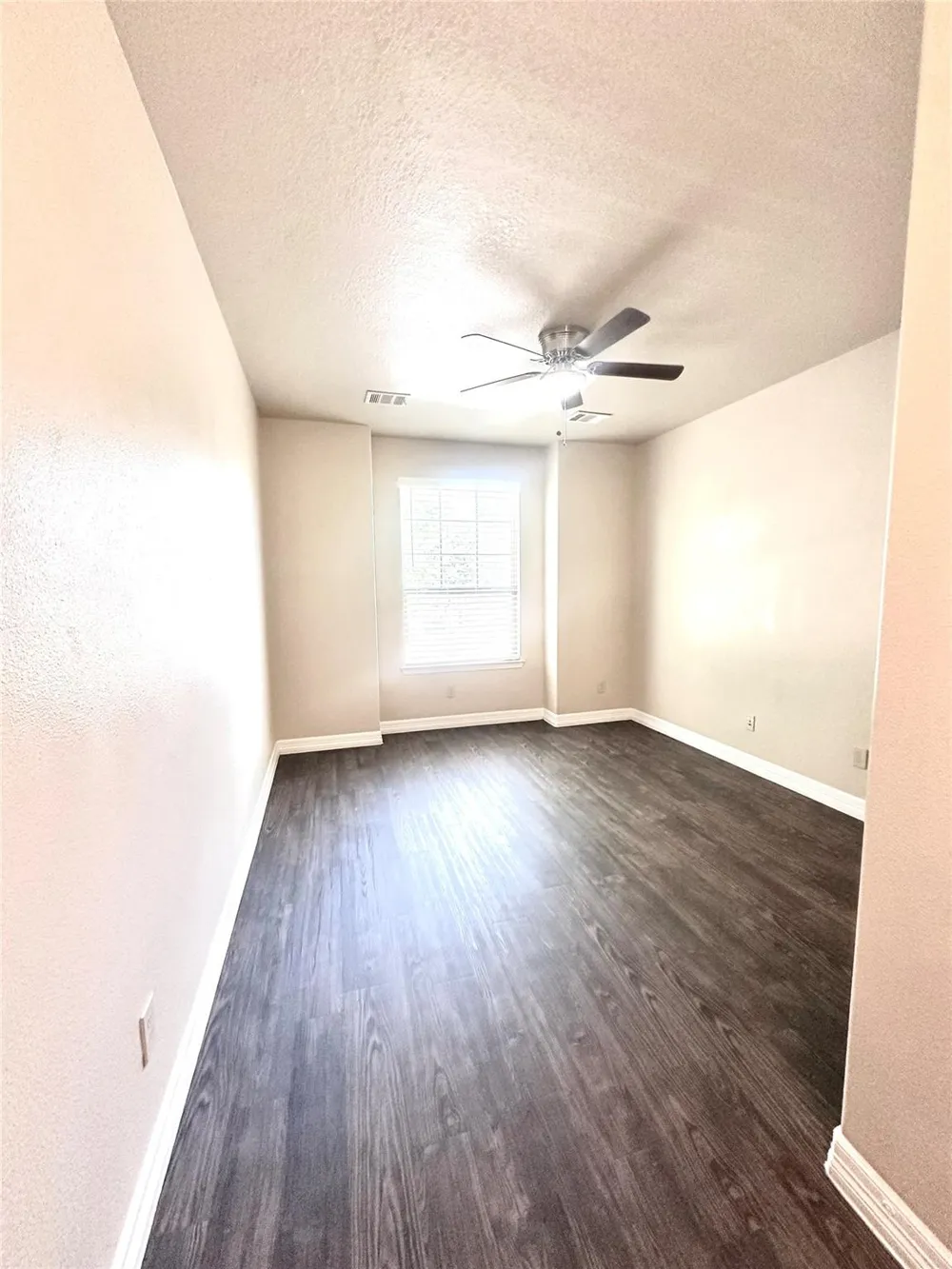 52 Woodland Hills Drive #B Conroe, TX 77303