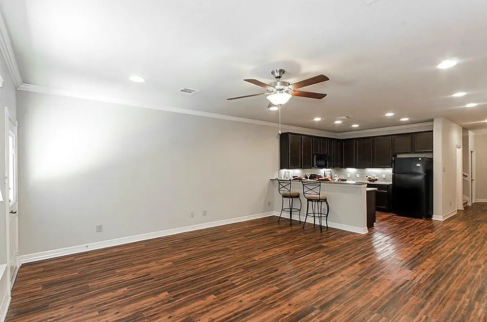 52 Woodland Hills Drive #B Conroe, TX 77303
