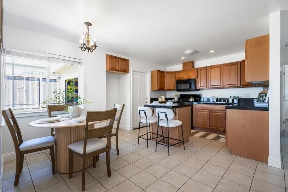 1610 Soto Street Seaside, CA 93955