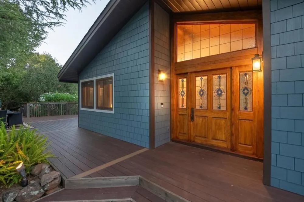 21100 Saratoga Hills Road Saratoga, CA 95070