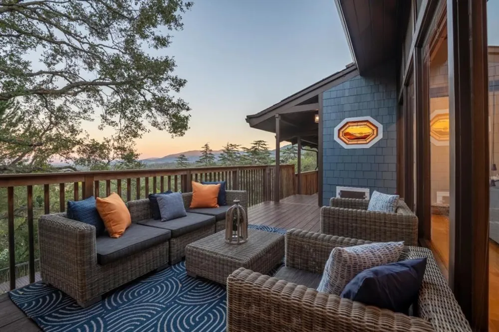 21100 Saratoga Hills Road Saratoga, CA 95070
