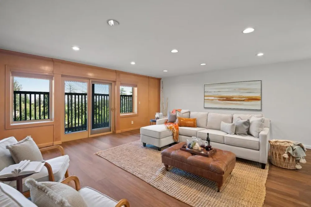 21100 Saratoga Hills Road Saratoga, CA 95070