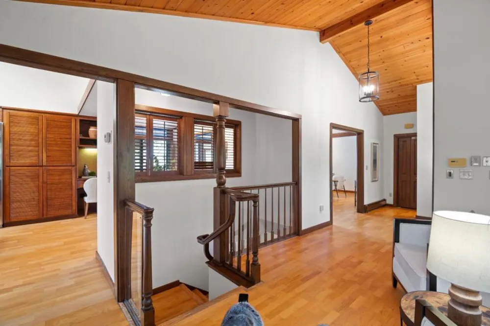 21100 Saratoga Hills Road Saratoga, CA 95070