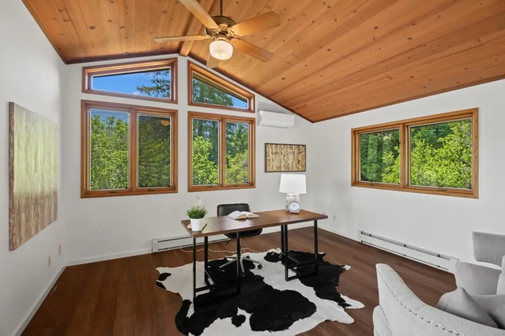 21100 Saratoga Hills Road Saratoga, CA 95070