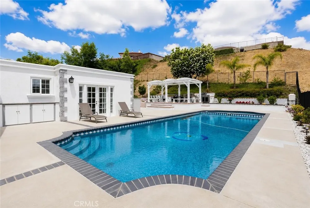 1509 Hollencrest West Covina, CA 91791