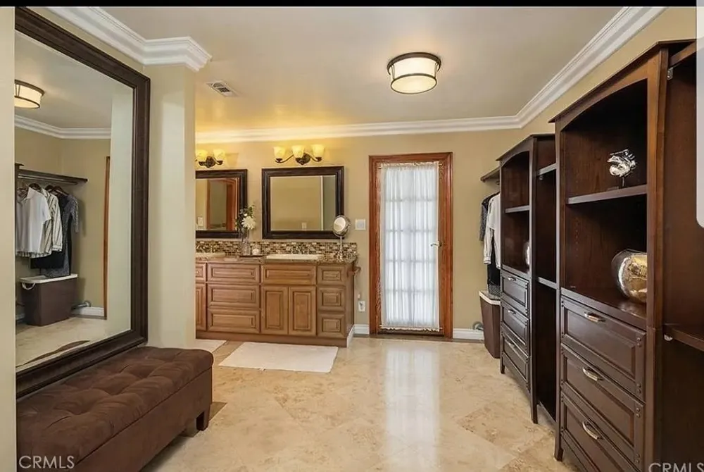 1509 Hollencrest West Covina, CA 91791