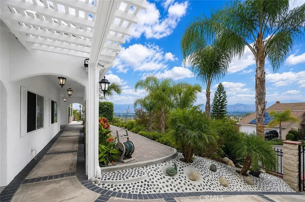 1509 Hollencrest West Covina, CA 91791