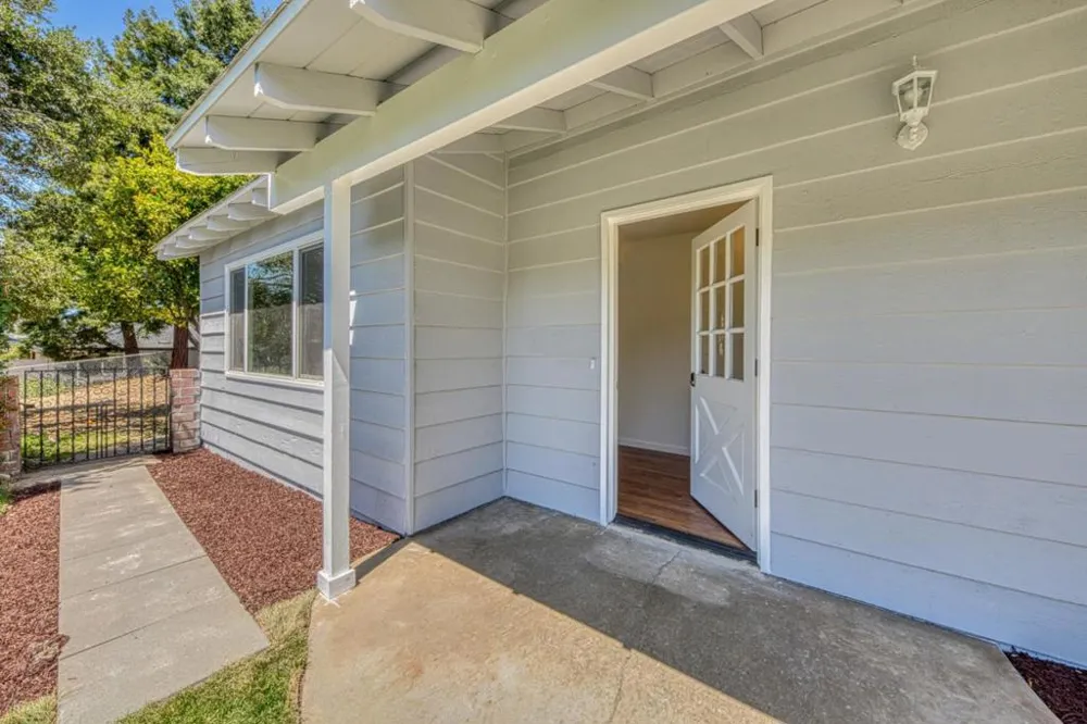 17963 Berta Canyon Road Salinas, CA 93907