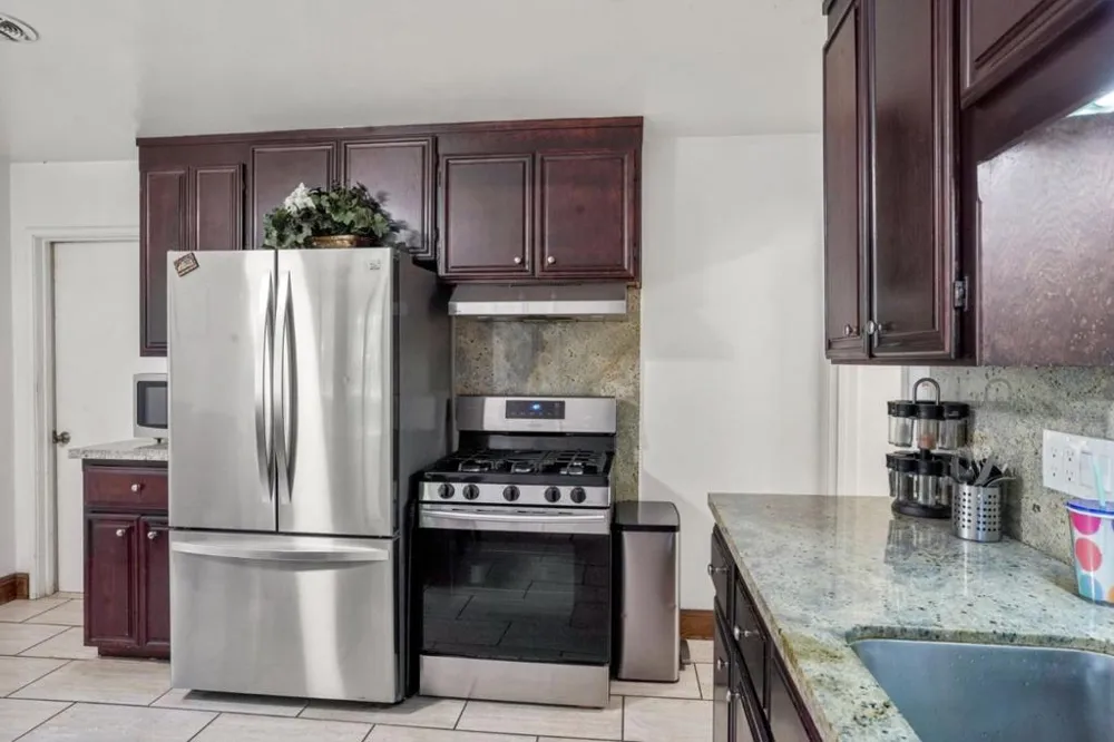101 Sleeper Avenue Mountain View, CA 94040