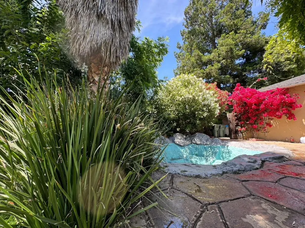 101 Sleeper Avenue Mountain View, CA 94040