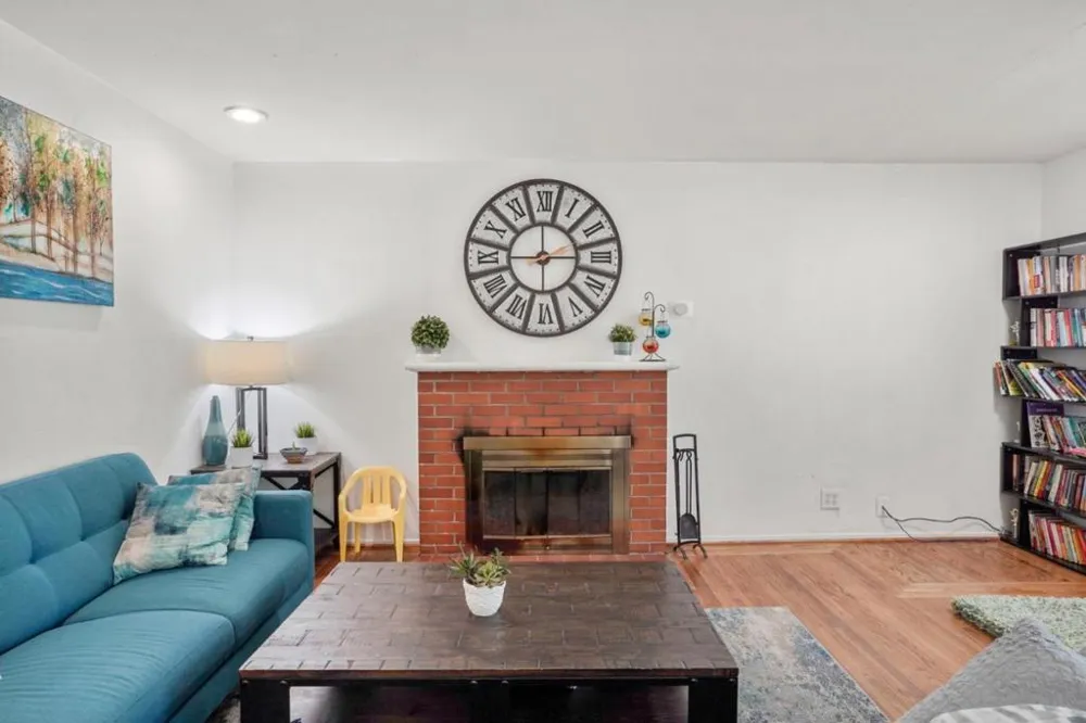 101 Sleeper Avenue Mountain View, CA 94040