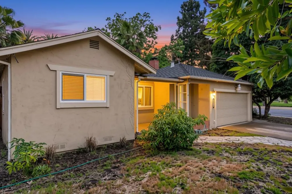 101 Sleeper Avenue Mountain View, CA 94040