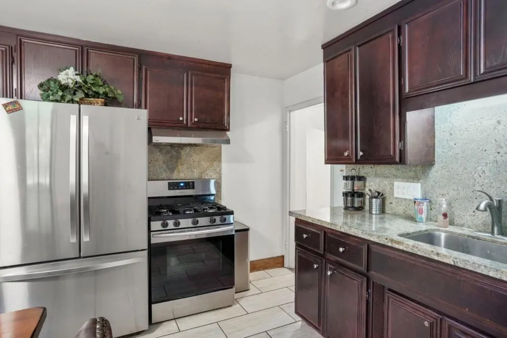 101 Sleeper Avenue Mountain View, CA 94040