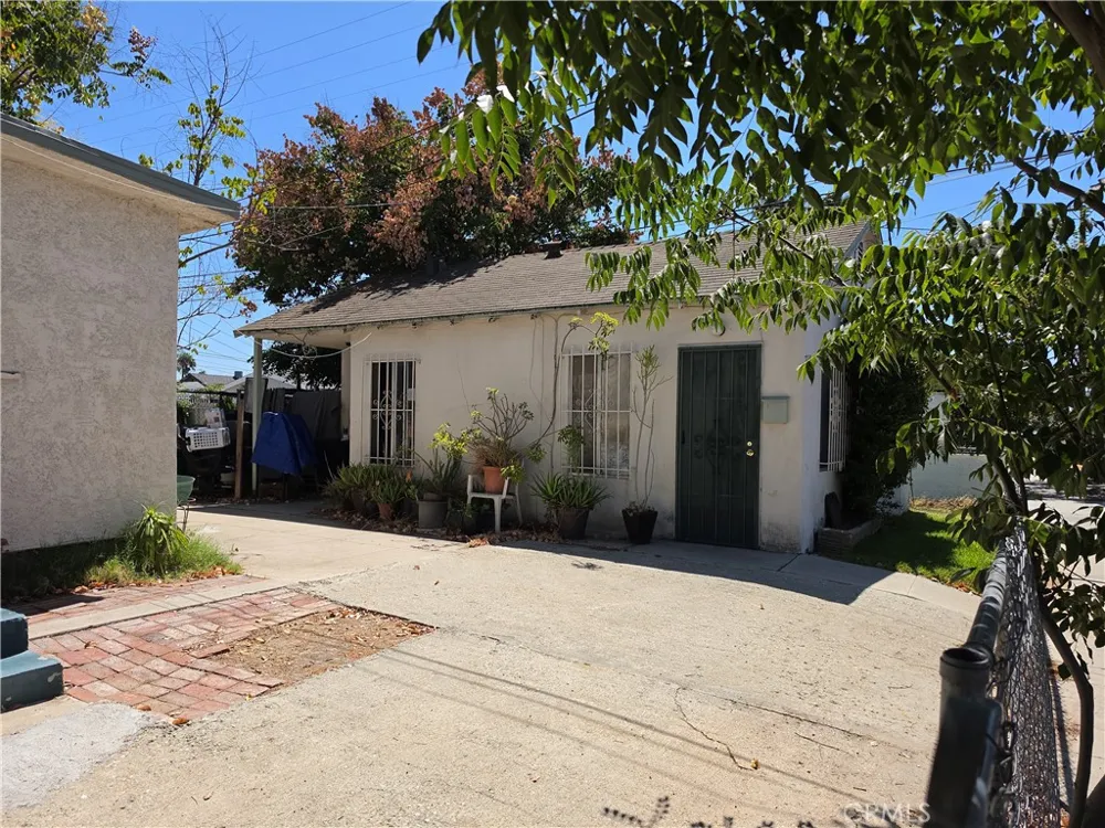 1100 E Salt Lake Long Beach, CA 90806