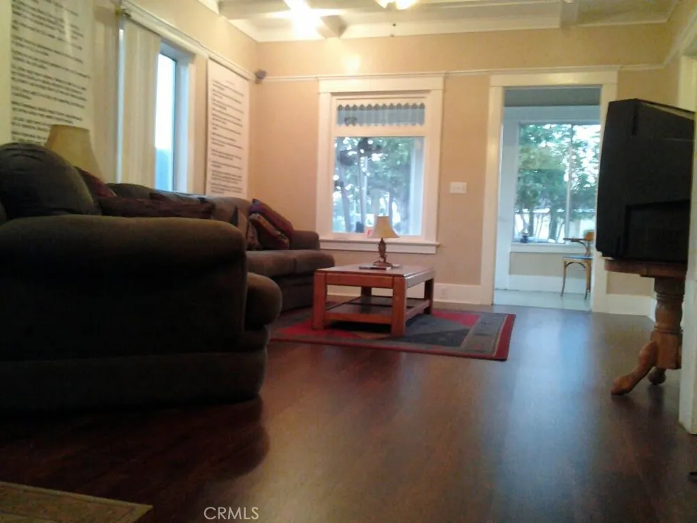 1100 E Salt Lake Long Beach, CA 90806