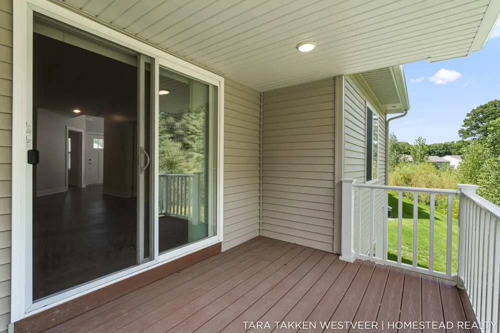 1266 S Village Circle Kalamazoo, MI 49009