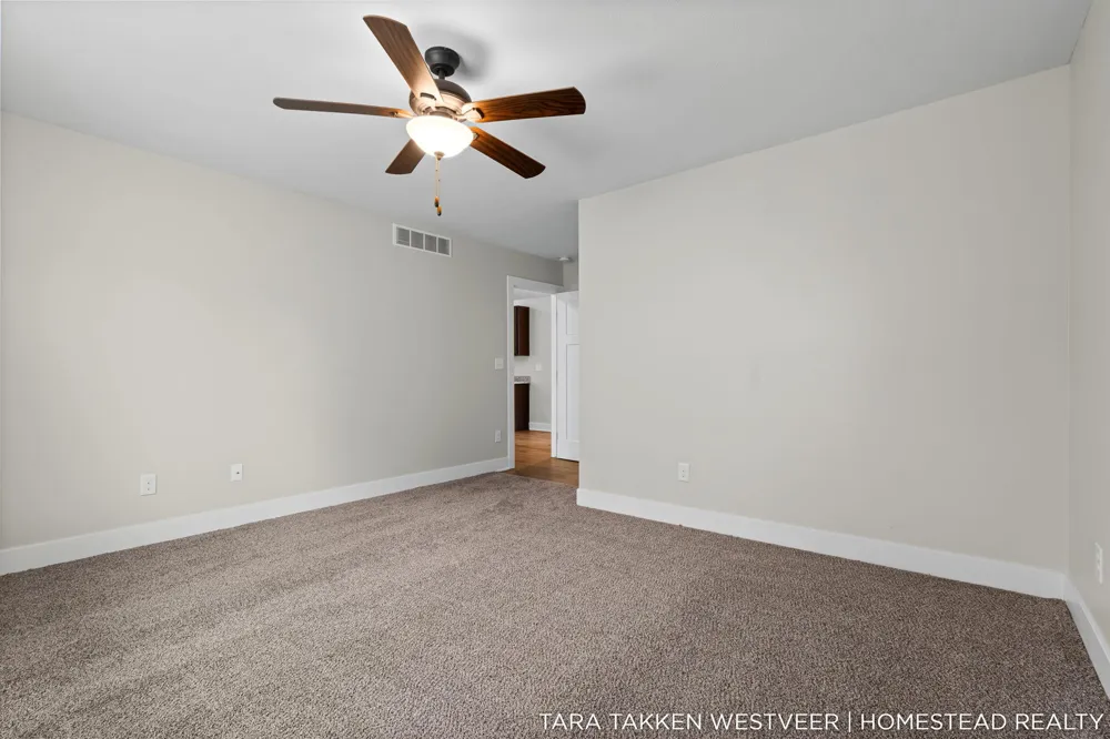 1266 S Village Circle Kalamazoo, MI 49009