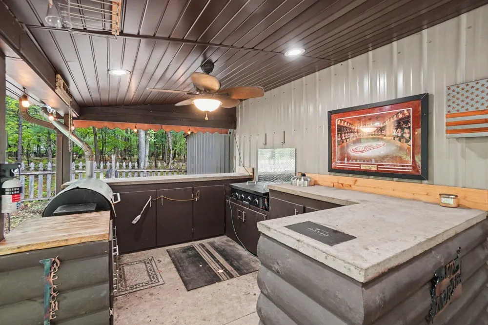 9051 S Trail Of The Lakes Lane Baldwin, MI 49304