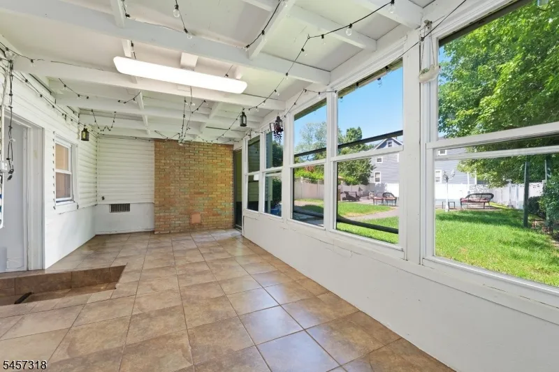 251 W Midland Paramus, NJ 07652